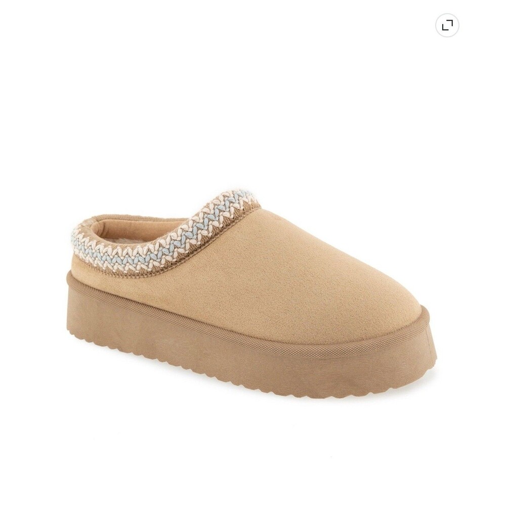 union bay womans Jade Faux Suede Platform Clog tan size 7